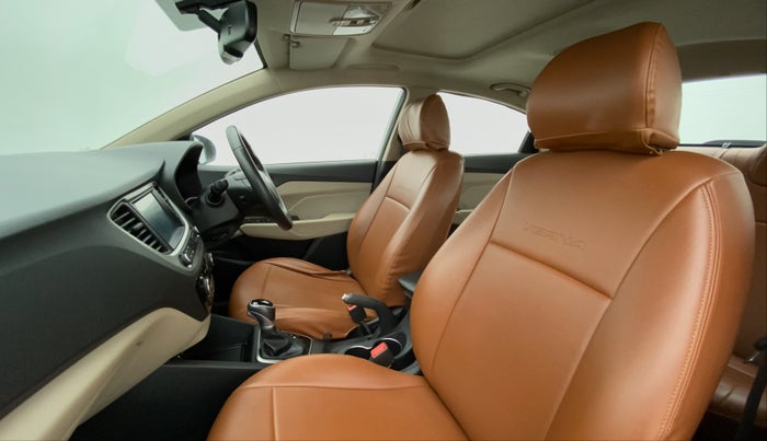 2018 Hyundai Verna 1.6 CRDI SX + AT, Diesel, Automatic, 56,253 km, Right Side Front Door Cabin