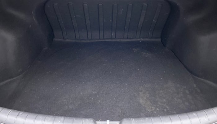 2018 Hyundai Verna 1.6 CRDI SX + AT, Diesel, Automatic, 56,253 km, Boot Inside