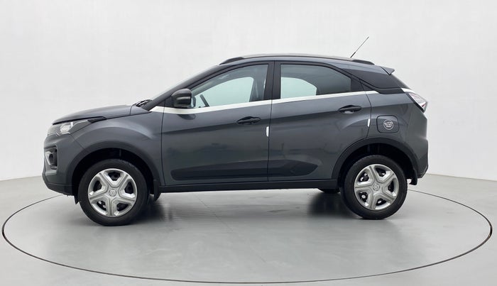 2021 Tata NEXON XMA SUNROOF DIESEL, Diesel, Automatic, 27,022 km, Left Side