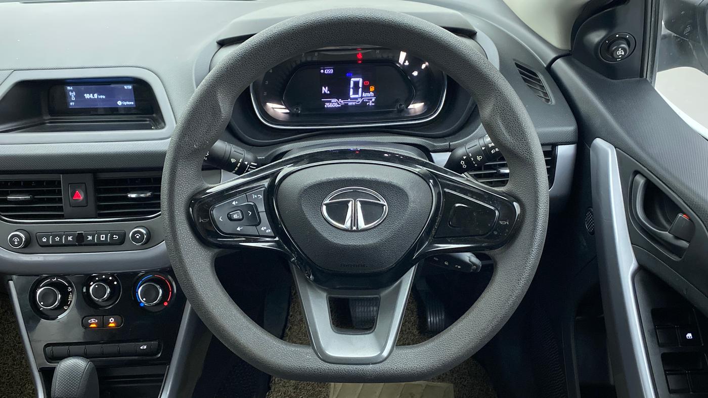 2021 Tata NEXON XMA SUNROOF DIESEL, Diesel, Automatic, 27,022 km, Steering Wheel Close Up