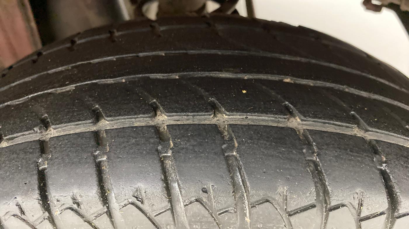 2010 Maruti Wagon R VXI, Petrol, Manual, 92,134 km, Left Rear Tyre Tread