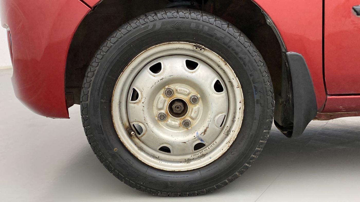 2010 Maruti Wagon R VXI, Petrol, Manual, 92,134 km, Left Front Wheel