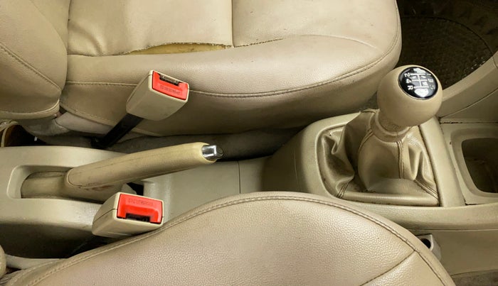 2014 Maruti Ertiga VXI, Petrol, Manual, 1,22,054 km, Gear Lever