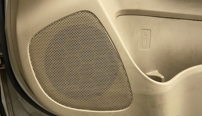 2014 Maruti Ertiga VXI, Petrol, Manual, 1,22,054 km, Speaker