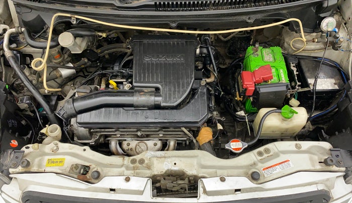 2014 Maruti Ertiga VXI, Petrol, Manual, 1,22,054 km, Open Bonet