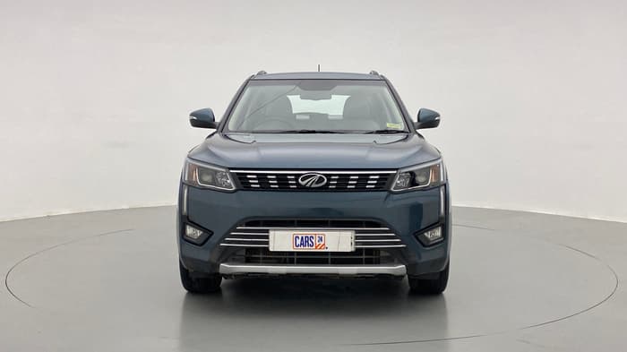 2020 Mahindra XUV300 W8 (O) DIESEL  AT, Diesel, Automatic, 15,573 km, Front