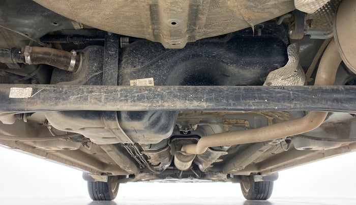 2020 Mahindra XUV300 W8 (O) DIESEL  AT, Diesel, Automatic, 15,573 km, Rear Underbody