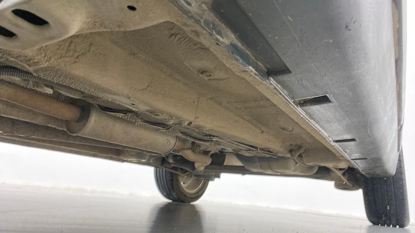 2020 Mahindra XUV300 W8 (O) DIESEL  AT, Diesel, Automatic, 15,573 km, Right Side Underbody