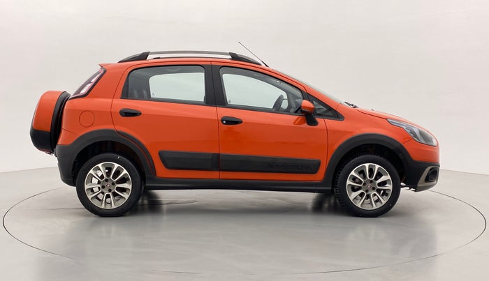 2015 Fiat Avventura EMOTION MULTIJET 1.3, Diesel, Manual, 62,151 km, Right Side View