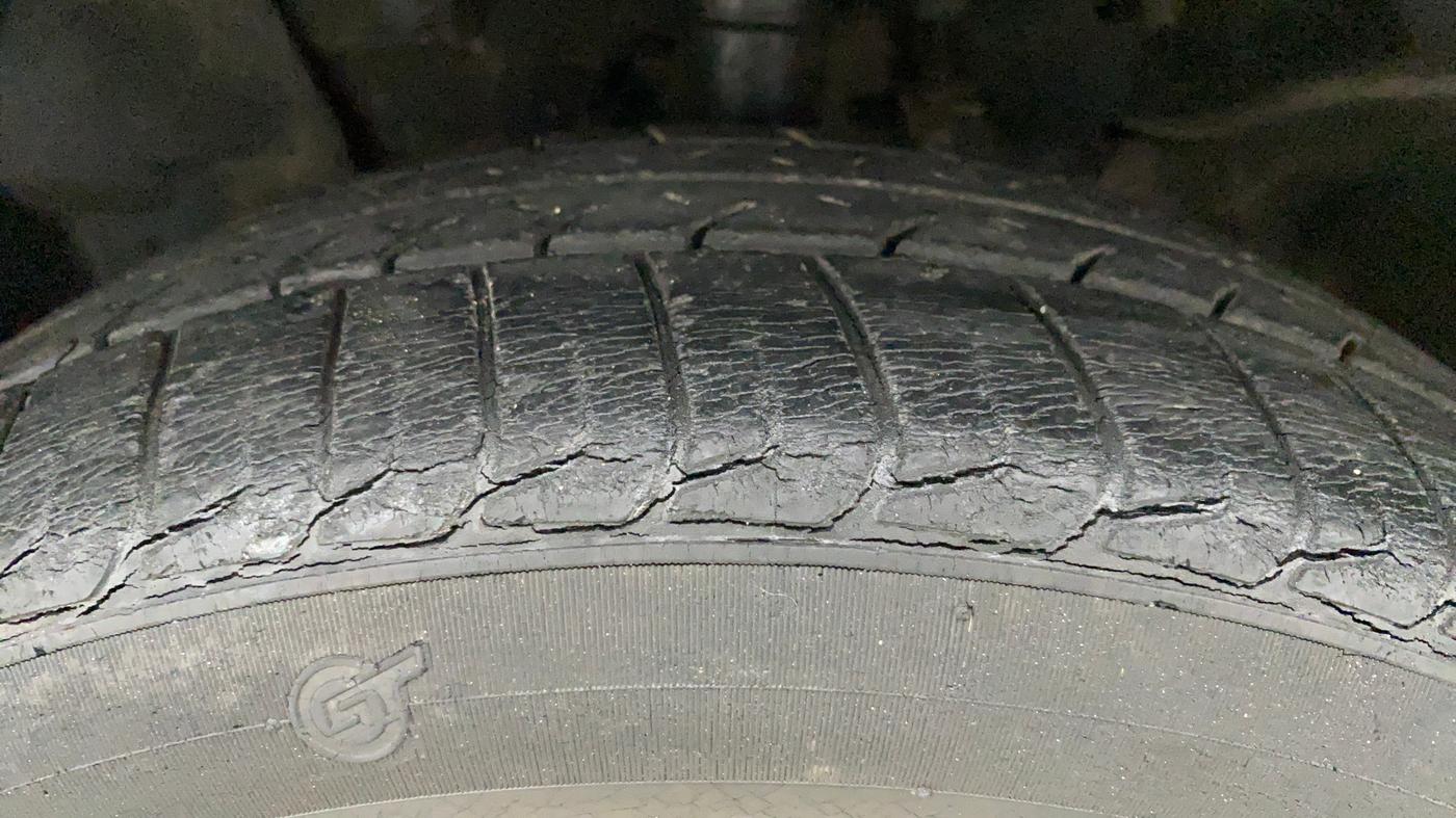 2013 Nissan Micra XV CVT, Petrol, Automatic, 46,323 km, Left Front Tyre Tread