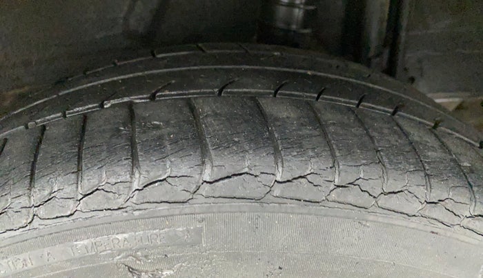 2013 Nissan Micra XV CVT, Petrol, Automatic, 46,323 km, Left Rear Tyre Tread