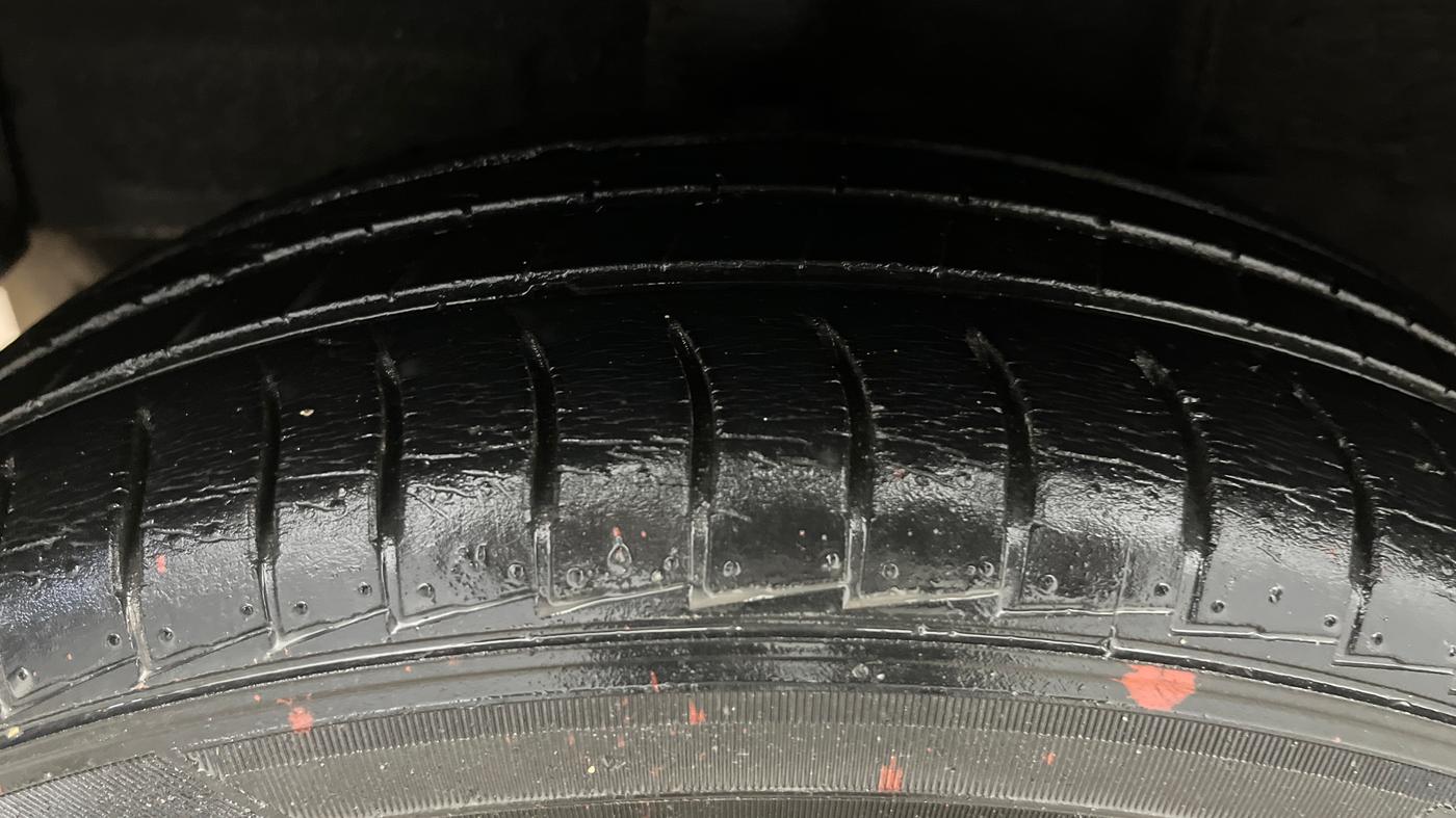 2021 Hyundai GRAND I10 NIOS SPORTZ 1.2 KAPPA VTVT CNG, CNG, Manual, 38,277 km, Right Rear Tyre Tread