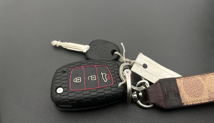 2021 Hyundai GRAND I10 NIOS SPORTZ 1.2 KAPPA VTVT CNG, CNG, Manual, 38,277 km, Key Close Up