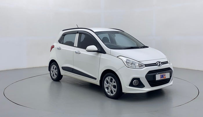 2013 Hyundai Grand i10 SPORTZ 1.1 CRDI, Diesel, Manual, 90,520 km, Right Front Diagonal (45- Degree) View