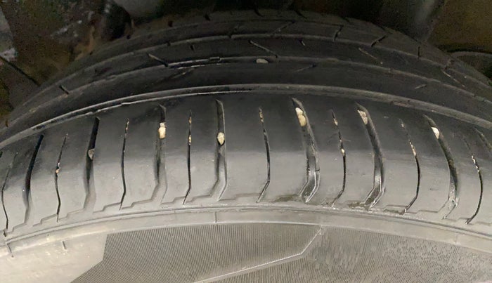 2022 Hyundai VENUE SX 1.0 TURBO IMT, Petrol, Manual, 33,133 km, Left Rear Tyre Tread