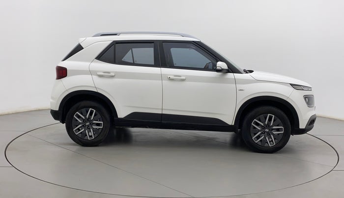 2022 Hyundai VENUE SX 1.0 TURBO IMT, Petrol, Manual, 33,133 km, Right Side View