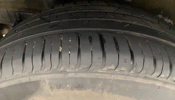 2022 Hyundai VENUE SX 1.0 TURBO IMT, Petrol, Manual, 33,133 km, Right Rear Tyre Tread