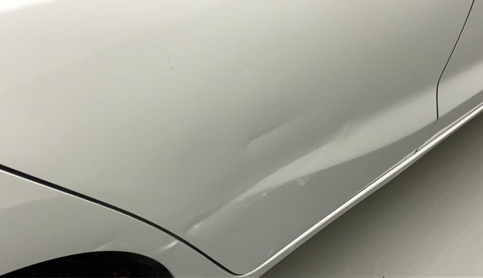 2016 Honda Jazz 1.2L I-VTEC VX, CNG, Manual, 62,802 km, Right rear door - Minor scratches