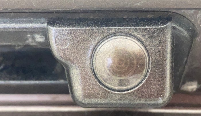 2016 Volkswagen Ameo HIGHLINE1.2L, Petrol, Manual, 96,313 km, Parking Camera