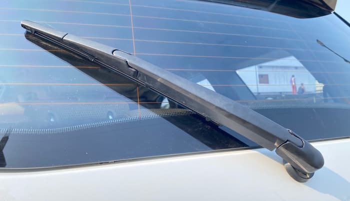 2018 Mahindra XUV500 W9, Diesel, Manual, 61,649 km, Rear Wiper
