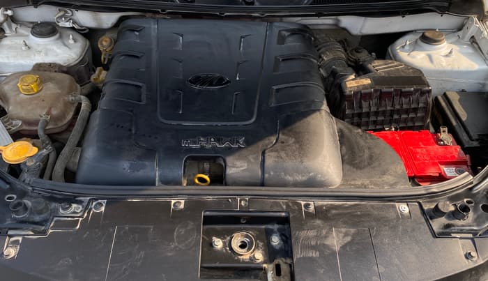 2018 Mahindra XUV500 W9, Diesel, Manual, 61,649 km, Engine View