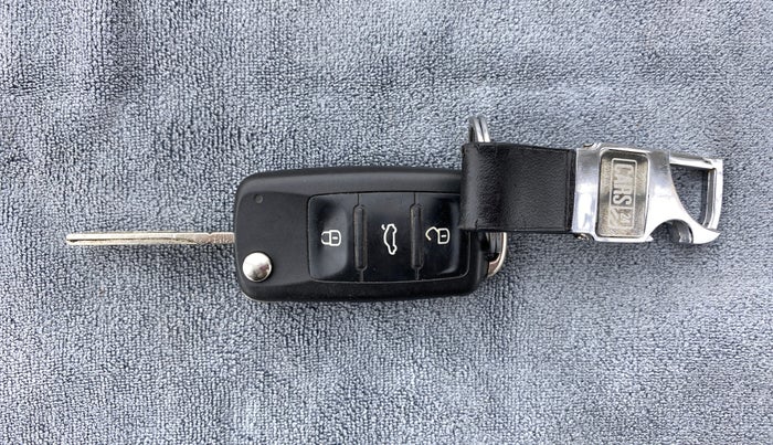 2018 Volkswagen Polo HIGHLINE PLUS 1.5L DIESEL, Diesel, Manual, 36,339 km, Key Close Up