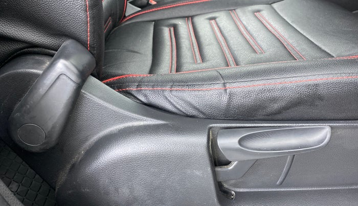 2018 Volkswagen Polo HIGHLINE PLUS 1.5L DIESEL, Diesel, Manual, 36,339 km, Driver Side Adjustment Panel