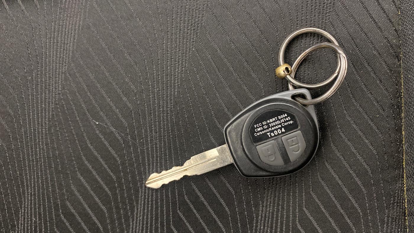 2013 Maruti Swift VDI, Diesel, Manual, 1,45,424 km, Key Close Up