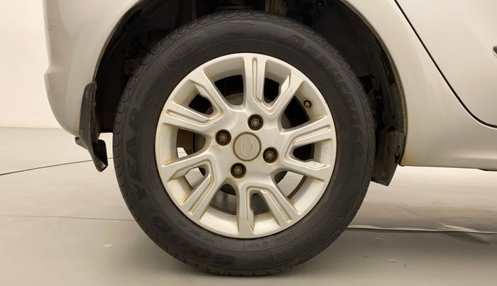 2016 Tata Tiago XZ PETROL, Petrol, Manual, 79,538 km, Right Rear Wheel