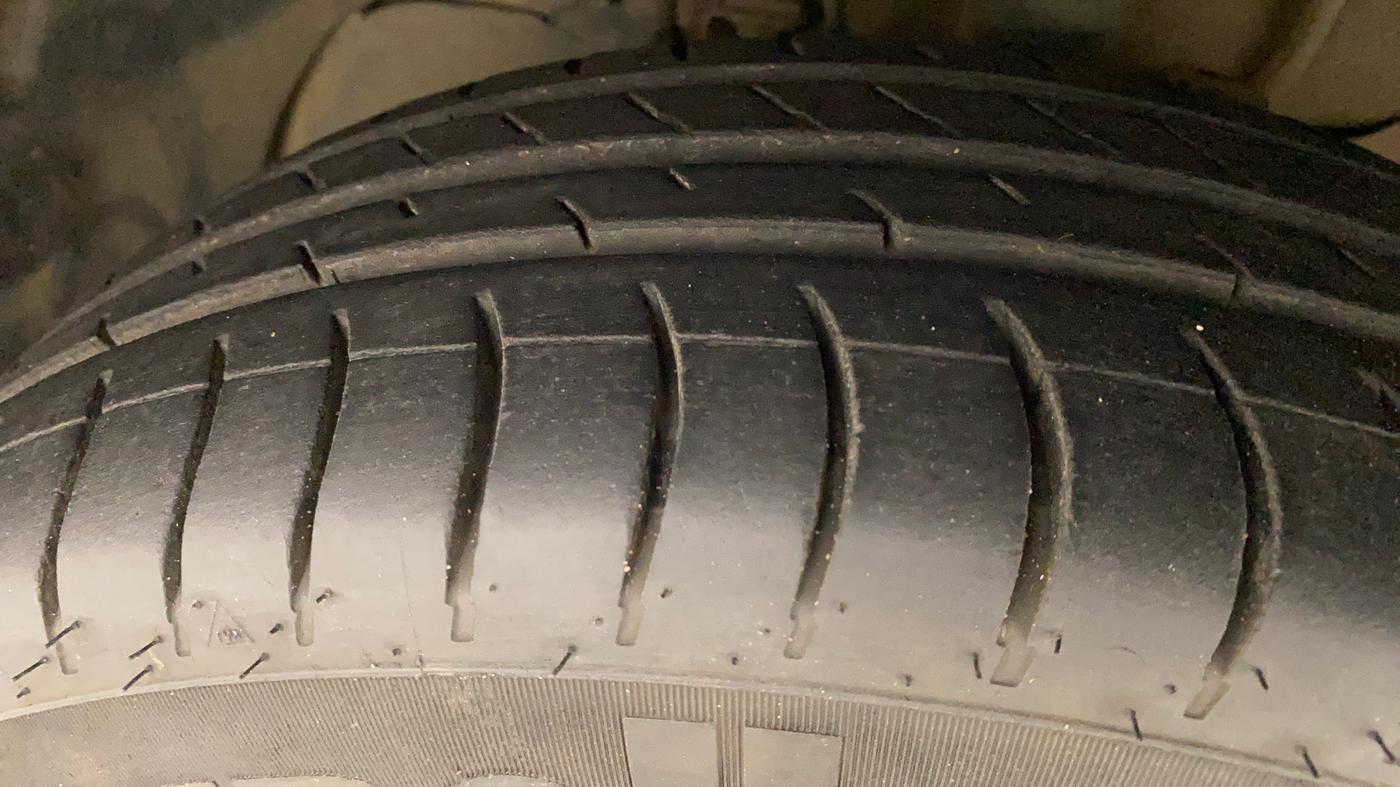 2016 Tata Tiago XZ PETROL, Petrol, Manual, 79,538 km, Left Front Tyre Tread