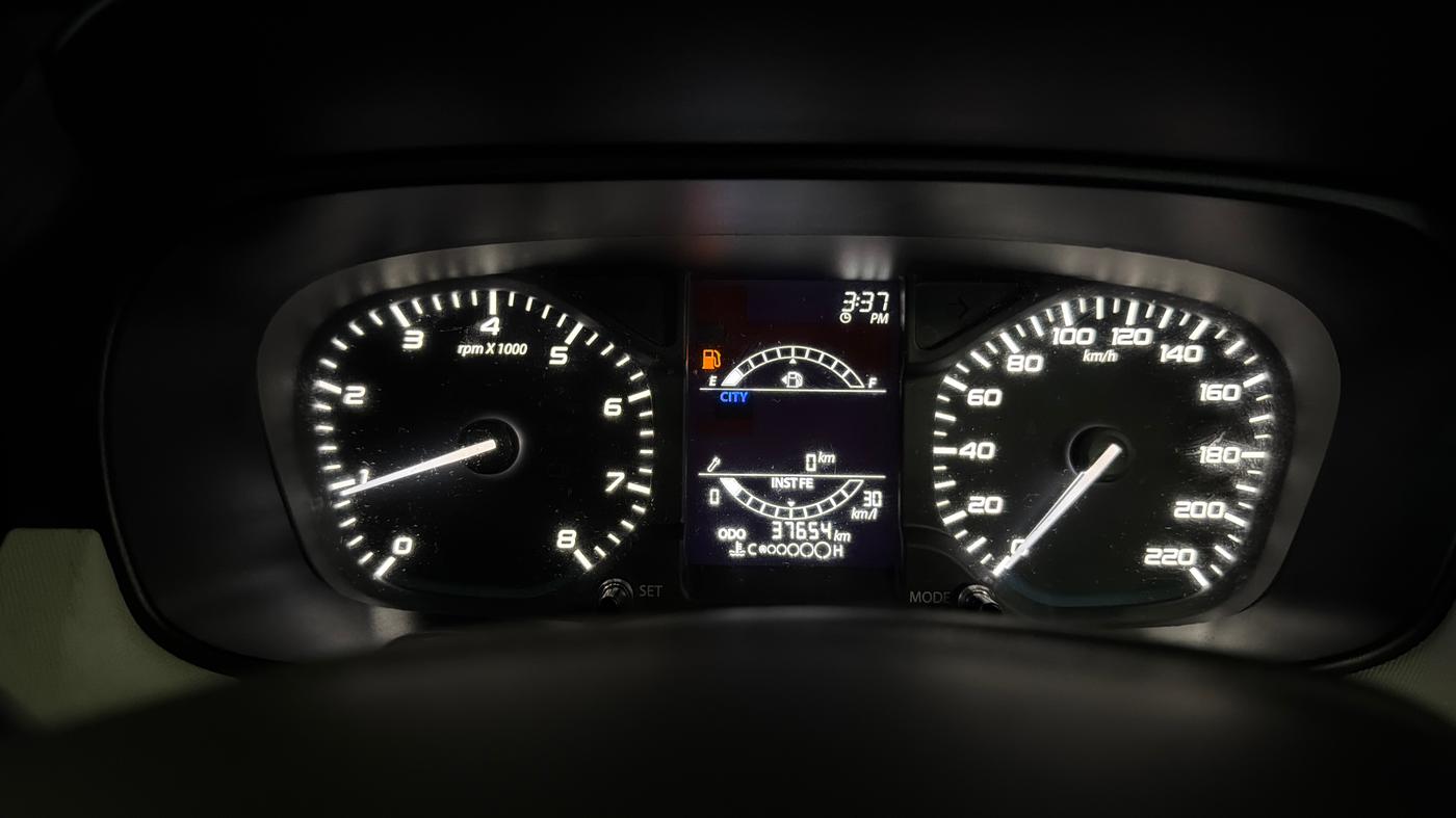 2023 Tata PUNCH PURE MT, Petrol, Manual, 37,653 km, Odometer Image