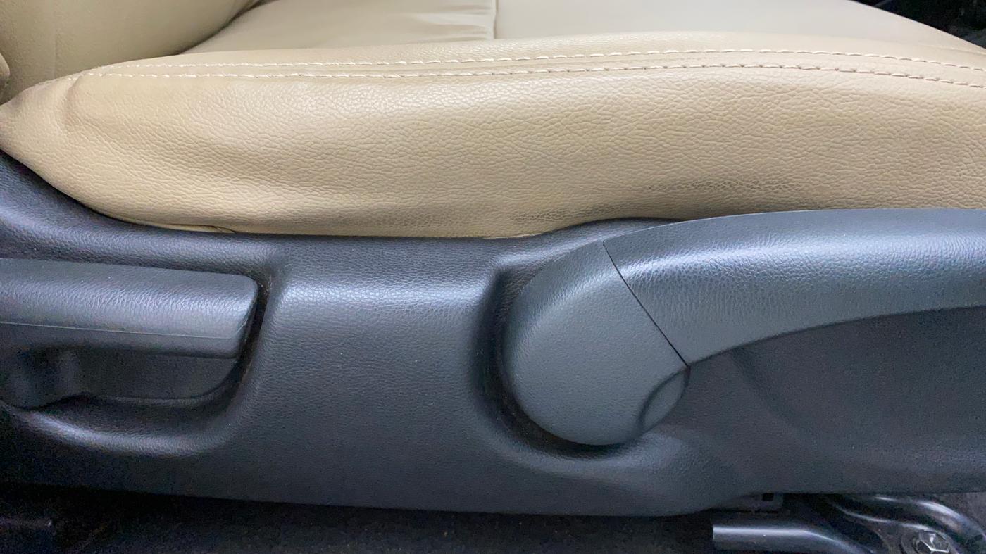 2022 Honda Jazz 1.2L I-VTEC ZX CVT, Petrol, Automatic, 23,104 km, Driver Side Adjustment Panel