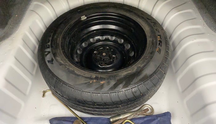 2013 Nissan Sunny XV PETROL, Petrol, Manual, 77,553 km, Spare Tyre