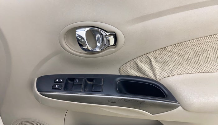 2013 Nissan Sunny XV PETROL, Petrol, Manual, 77,553 km, Driver Side Door Panels Control