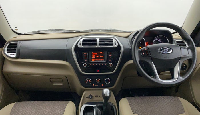 2017 Mahindra TUV300 T8, Diesel, Manual, 46,696 km, Dashboard
