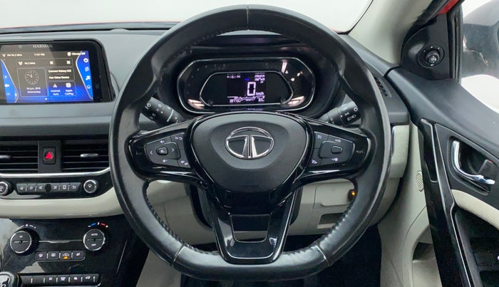 2021 Tata NEXON XZ PLUS SUNROOF PETROL DUAL TONE, CNG, Manual, 38,773 km, Steering Wheel Close Up