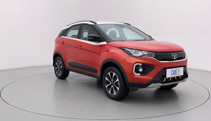2021 Tata NEXON XZ PLUS SUNROOF PETROL DUAL TONE, CNG, Manual, 38,773 km, Right Front Diagonal