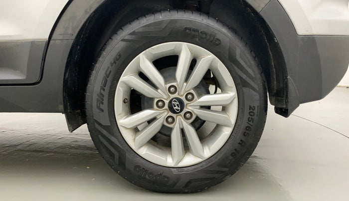2016 Hyundai Creta SX PLUS 1.6 PETROL, Petrol, Manual, 84,716 km, Left Rear Wheel