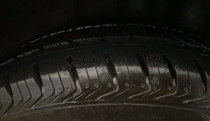 2019 Hyundai Grand i10 SPORTZ 1.2 KAPPA VTVT, Petrol, Manual, 65,628 km, Left Rear Tyre Tread