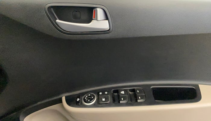 2019 Hyundai Grand i10 SPORTZ 1.2 KAPPA VTVT, Petrol, Manual, 65,628 km, Driver Side Door Panels Control