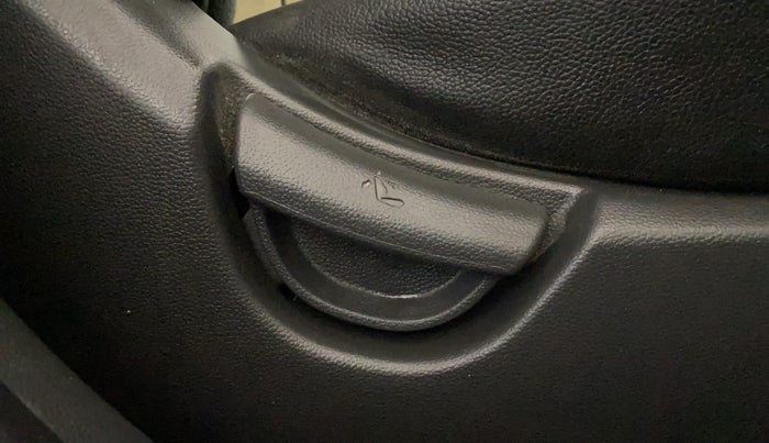 2019 Hyundai Grand i10 SPORTZ 1.2 KAPPA VTVT, Petrol, Manual, 65,628 km, Driver Side Adjustment Panel