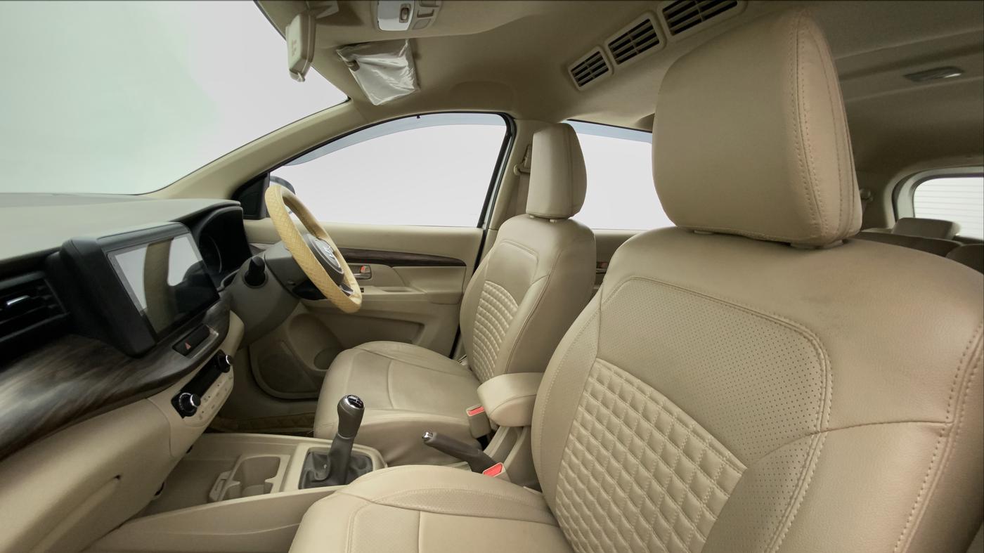 2019 Maruti Ertiga ZXI SHVS, Petrol, Manual, 22,086 km, Right Side Front Door Cabin