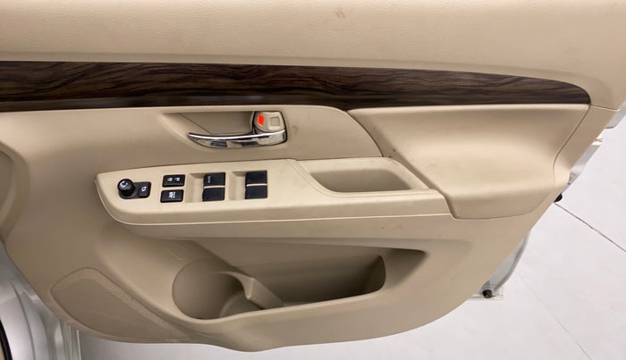 2019 Maruti Ertiga ZXI SHVS, Petrol, Manual, 22,086 km, Driver Side Door Panels Control