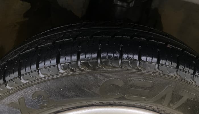 2016 Renault Kwid RXT 0.8, Petrol, Manual, 28,035 km, Right Front Tyre Tread