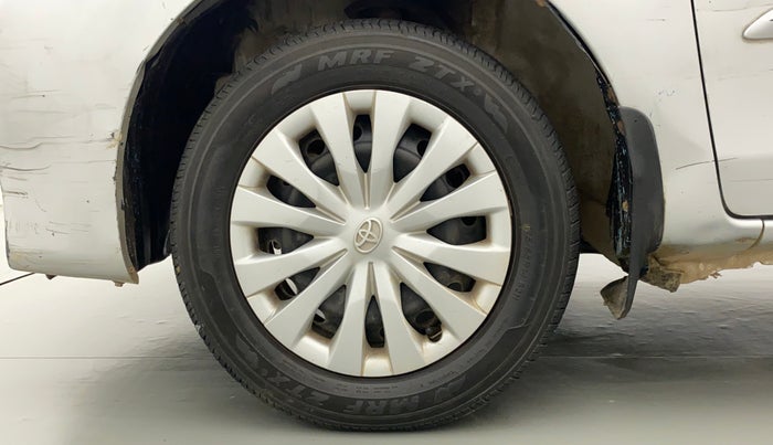 2011 Toyota Etios G, Petrol, Manual, 73,409 km, Left Front Wheel
