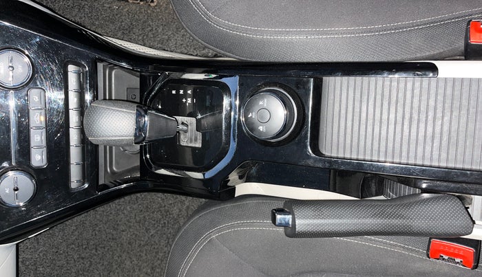 2020 Tata NEXON XZA PLUS (O) PETROL, Petrol, Automatic, 30,173 km, Gear Lever