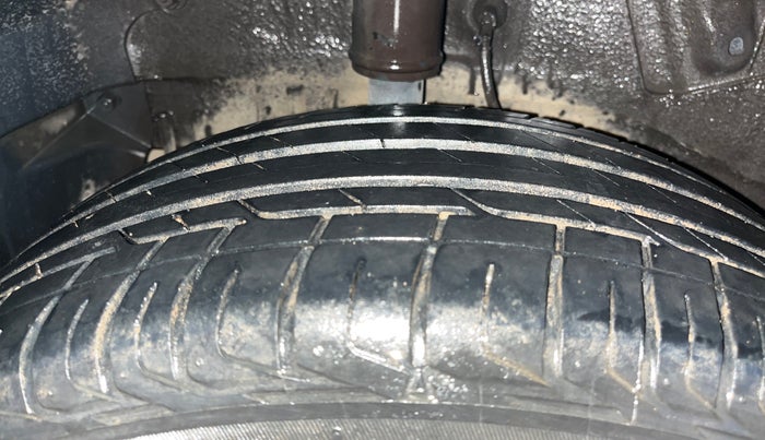 2020 Tata NEXON XZA PLUS (O) PETROL, Petrol, Automatic, 30,173 km, Right Rear Tyre Tread