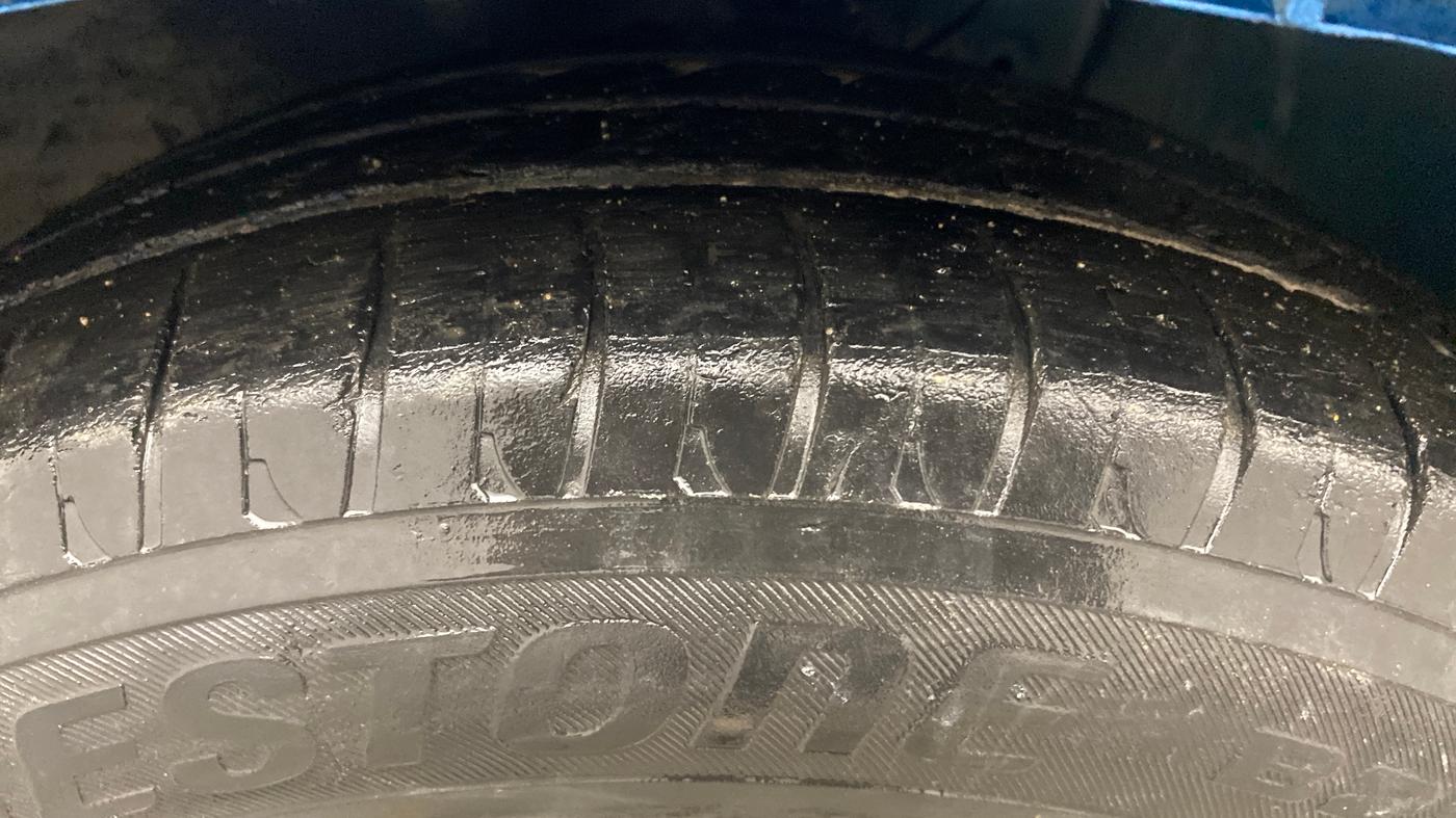 2018 Maruti IGNIS DELTA 1.2, Petrol, Manual, 60,043 km, Left Front Tyre Tread