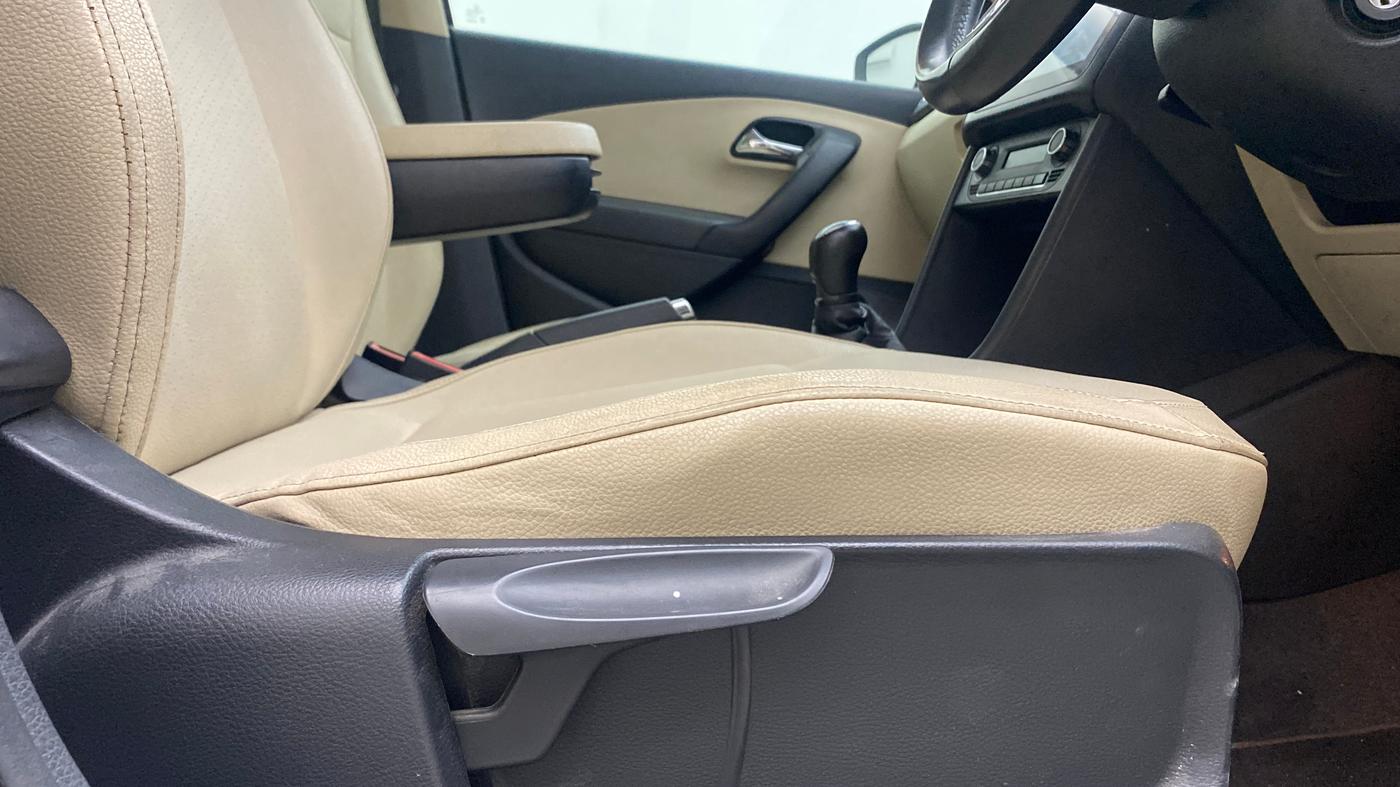 2021 Skoda Rapid STYLE TSI, Petrol, Manual, 45,600 km, Driver Side Adjustment Panel