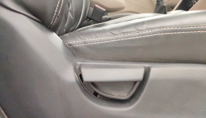 2020 Hyundai NEW SANTRO SPORTZ CNG, CNG, Manual, 21,111 km, Driver Side Adjustment Panel